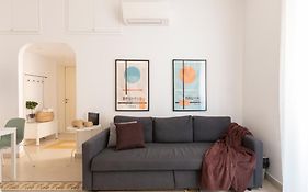 The Best Rent - Sunny Three-Bedroom Apartment Near Ottaviano Metro Stop